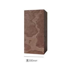Cột vuông sắc Đan Hà khi tắt